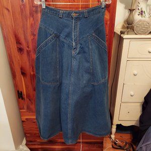 Denim skirt